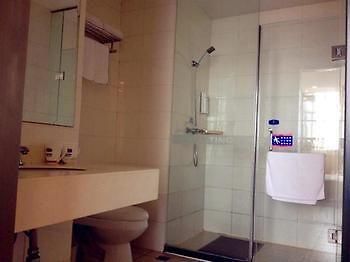 Hanting Express Hotel Wuxi Sunshine Square Экстерьер фото