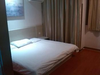 Hanting Express Hotel Wuxi Sunshine Square Экстерьер фото